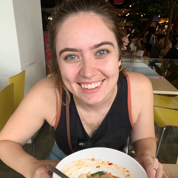 Meet your Posher, Monique - Picture 4 of 6